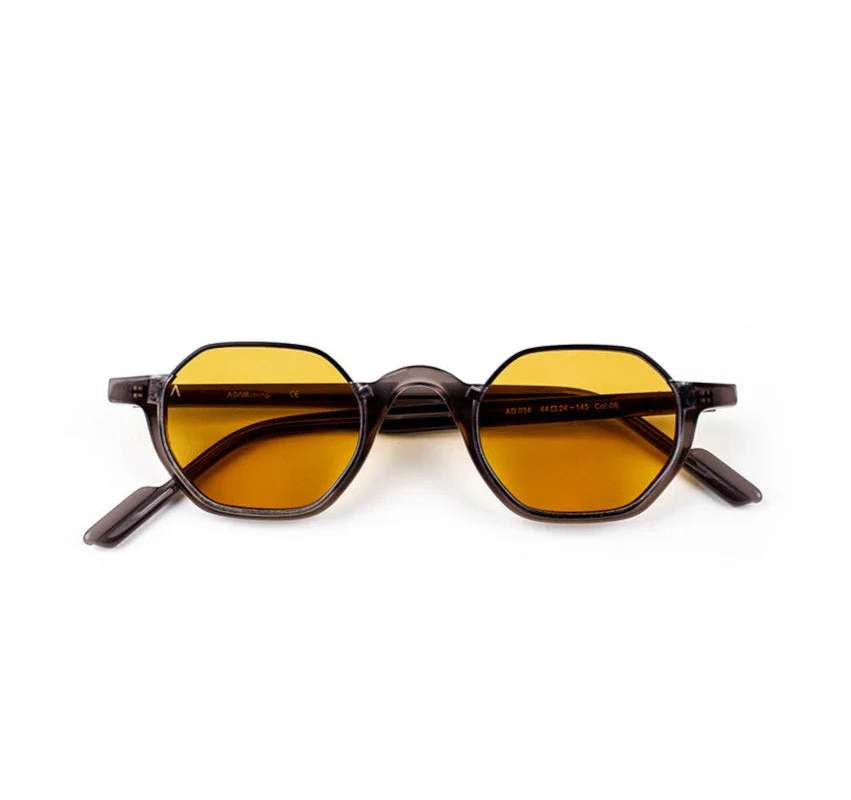 ADAM YOUNG AD034 C.06